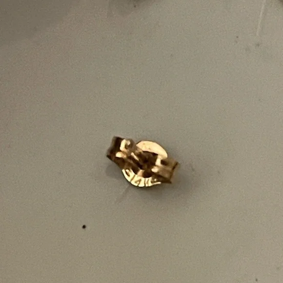 NEW vintage 14kt solid gold jumping dolphin stud earrings ocean nature animal